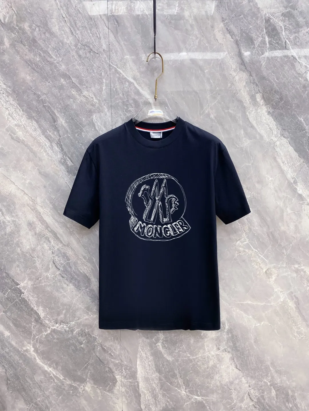 P80💰《Moncler~ 》 2026New Arrival Quality T ， , Versatile Quality ！ ‼ 32 250G ‼ ， ， ， ， T 🤪 Sizes：S-M-L-XL-2XL ：Black，White， Same Style